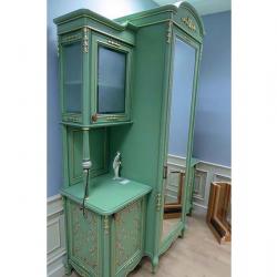 Комод из массива ольхи в классическом стиле